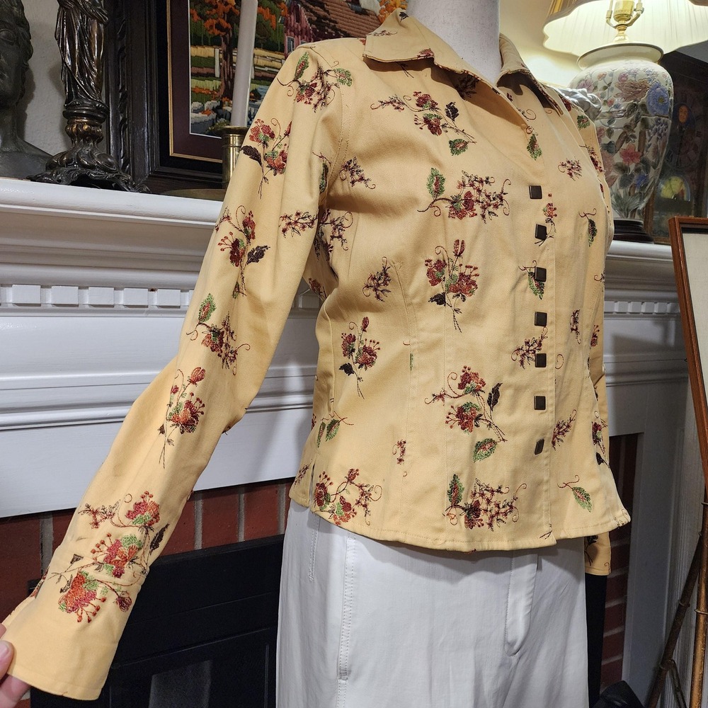 L Fitted Gold Yellow Embroidered Floral Snap Up Top by Christopher & Banks
